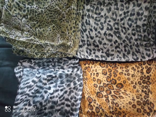 4 pañuelos de gasa de print animal vintage