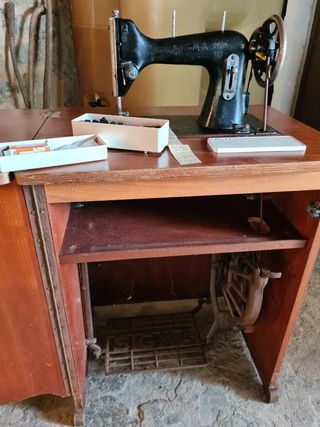 Máquina de coser Singer