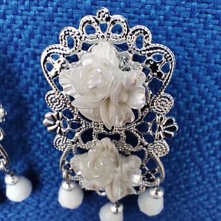 Pendientes de flamenca blancos