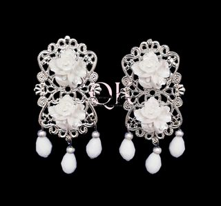 Pendientes de flamenca blancos