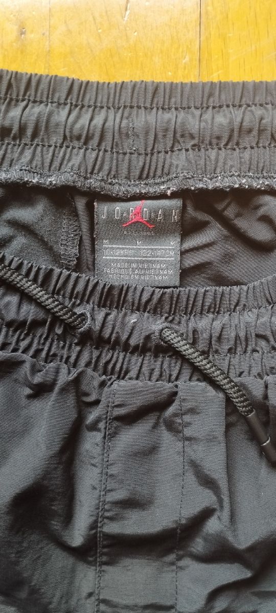 Pantalón Puma talla 10/12 años