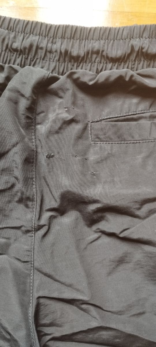 Pantalón Puma talla 10/12 años