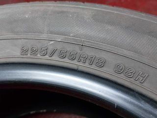 Neumáticos YOKOHAMA BLUEARTH E70 225/55 R18 98 H
