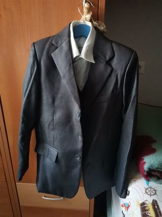 Especial comunión o celebración.Traje de niño