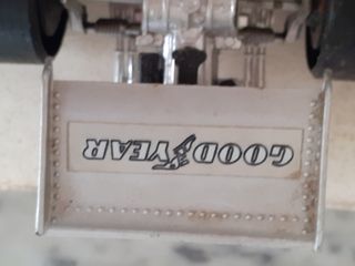  macchina Ferrari metallo