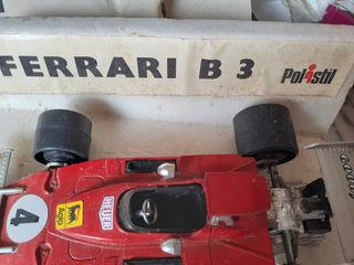  macchina Ferrari metallo