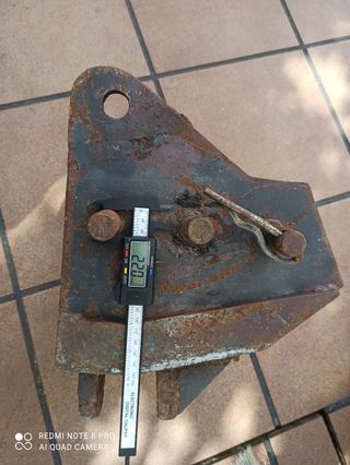 ENGANCHE DE REMOLQUE PARA TRACTOR