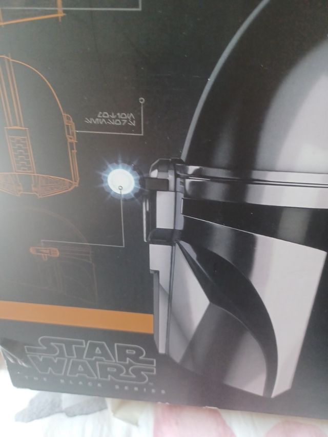 Linterna casco mandaloriano