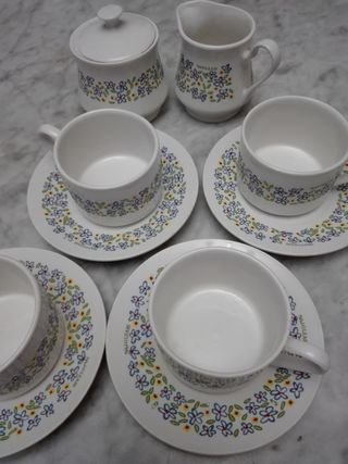 Set tazzine