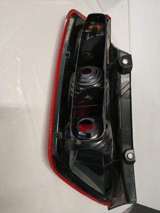 ✅PILOTO TRASERO DERECHO FIAT GRANDE PUNTO