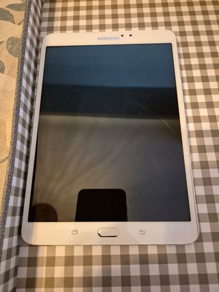 Tableta samsung sm-t713 dañada