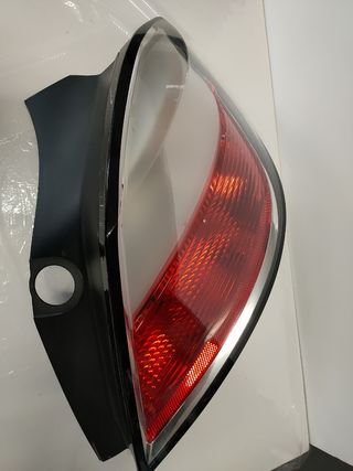 PILOTO TRASERO OPEL ASTRA H 5P