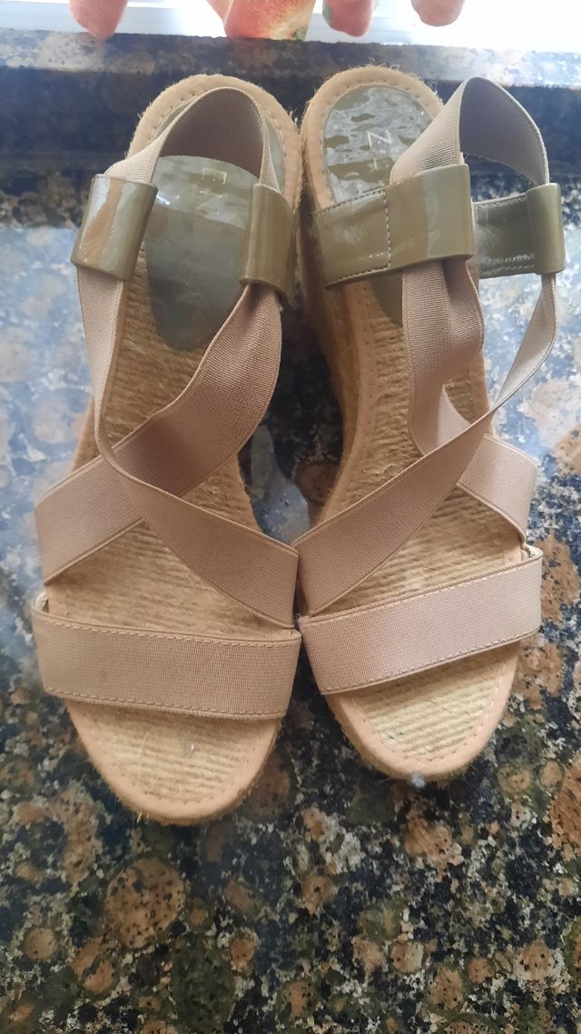 Sandalia cómoda esparto cuña