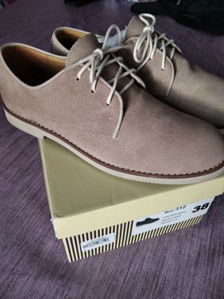Zapatos num 38 comunion