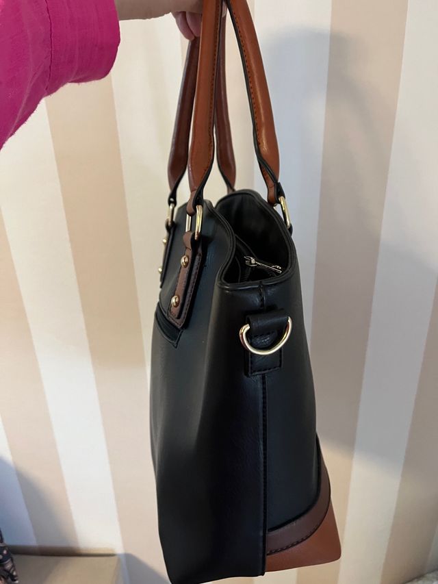 Bolso actual con gran capacidad