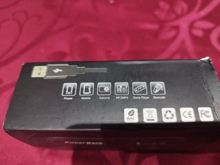 Cargador de batería espía
