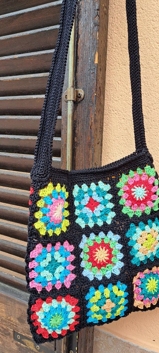 Borsa tracolla crochet fatta a mano 