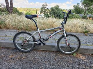 Bicicleta BMX