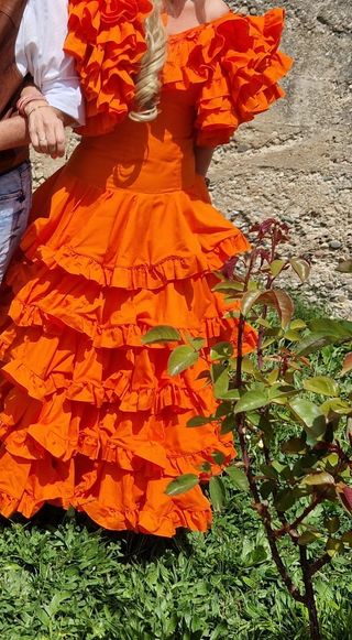 Vestido flamenca, único y vibrante.