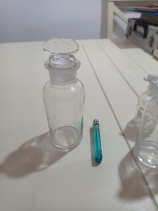 Botes antiguos de farmacia