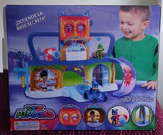 Pjmasks base secreta con coche y personajes