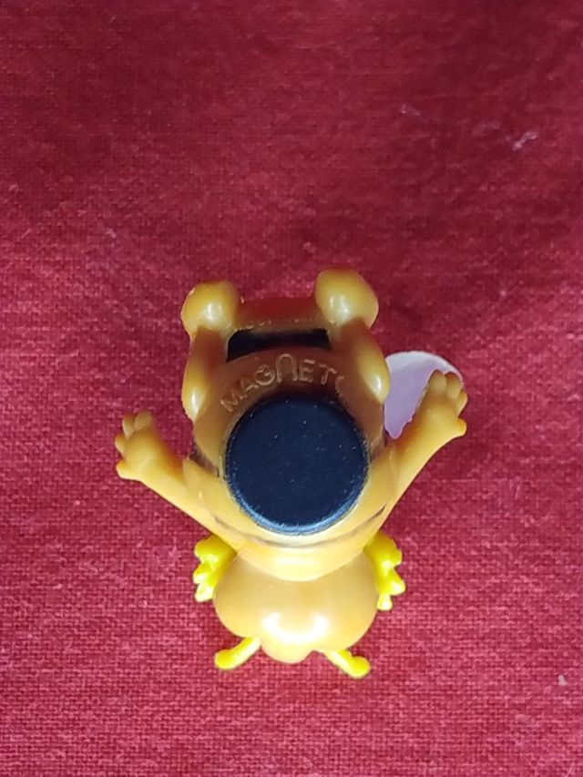 Abeja Maya magnetic 1977.