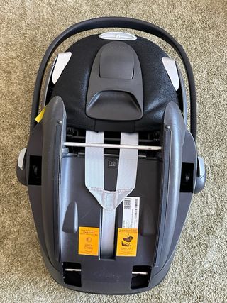 Negociable- Cybex Cloud Z + base isofix