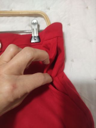 Pantalón Rojo Botones Nacar Cortefiel