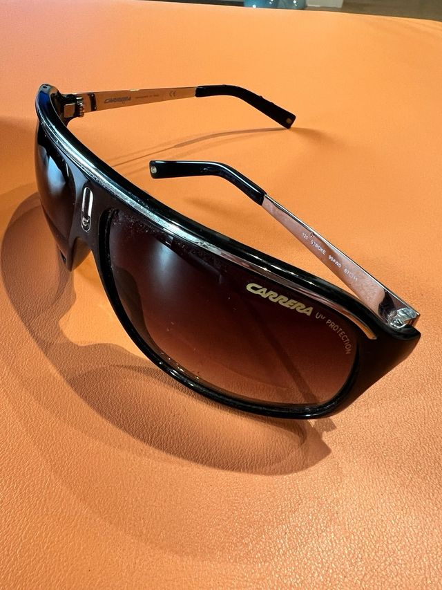 Occhiali sole Carrera