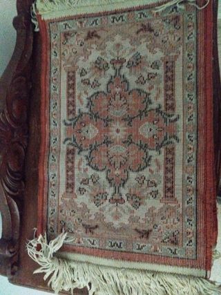 2 alfombras pequeñas