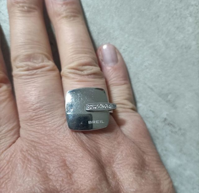 Anello Breil con zirconi misura 17,7 mm