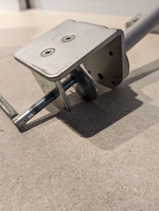 Soporte brazo monitor Newstar FPMA-D1030