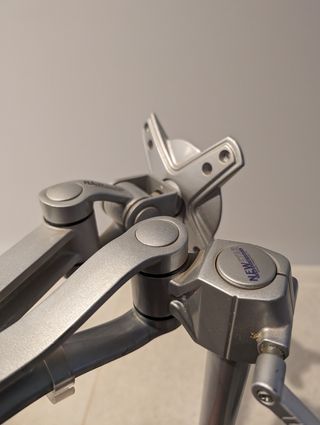 Soporte brazo monitor Newstar FPMA-D1030