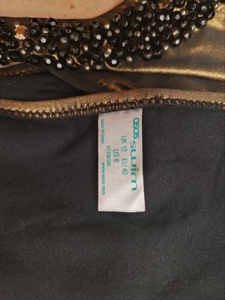 Bañador dorado oscuro con pedrería ASOS