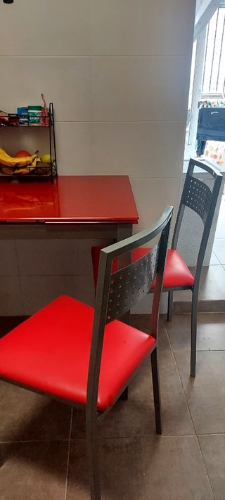 Mesa y sillas cocina