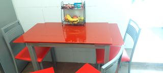 Mesa y sillas cocina