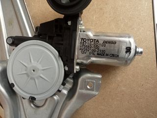 85710-0d100 elevalunas Yaris F R