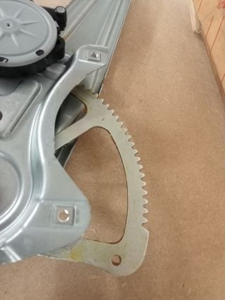 85720-0d120 elevalunas Auris trasero der