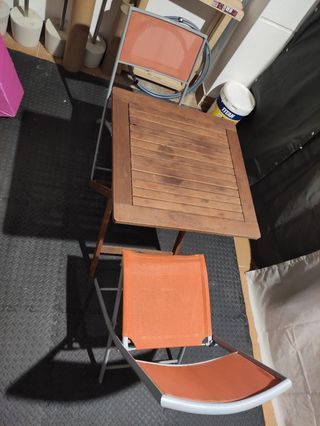 Mesa y 2 sillas para terraza