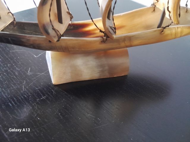 Modellino veliero in osso degli anni 50