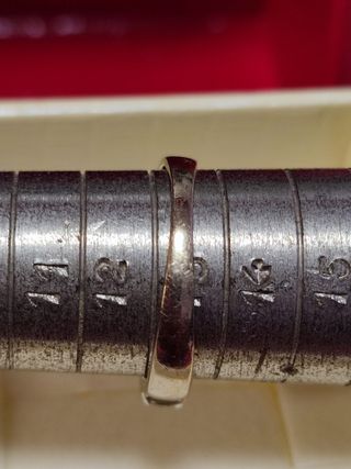 Oro. Anillo,Sortija maciza 18kilates 