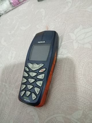 Móvil antiguo Nokia