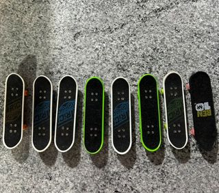 Skateboard vari da dito giocattolo