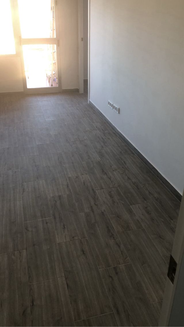 SUELOS DE OBRA IMITACIÓN A MADERA