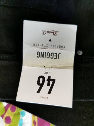 Se vende 4 pantalones de chica