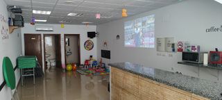 Local para celebraciones, clases particulares...