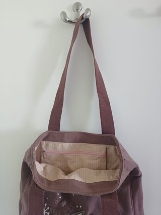 Bonito bolso juvenil.