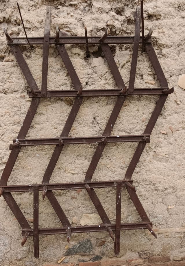 Rastrillo apero de campo