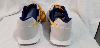 Zapatos deportivos hombre.
