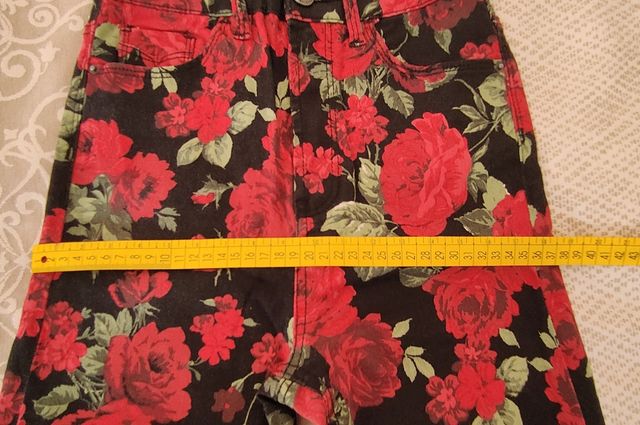 DOS PANTALONES DE MUJER. TALLA 34